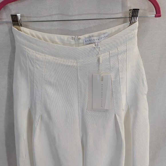 NWT Endless Rose Size Small Winter White Palazzo Capris - Picture 4 of 16